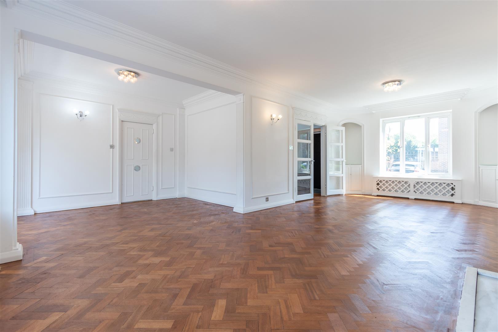 5 bed property in Middlefield, St John's Wood